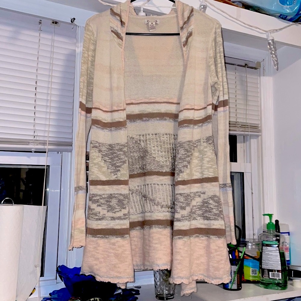 Anytime get up n go cardigan!colors are cream, pink, grey, light blue, brown
